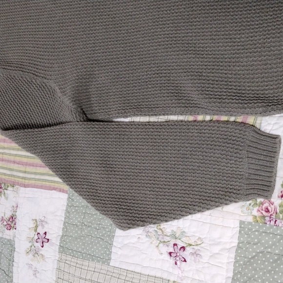 Eddie Bauer‎ Men's 3 Button Light Olive Green Sweater - Picture 10 of 12